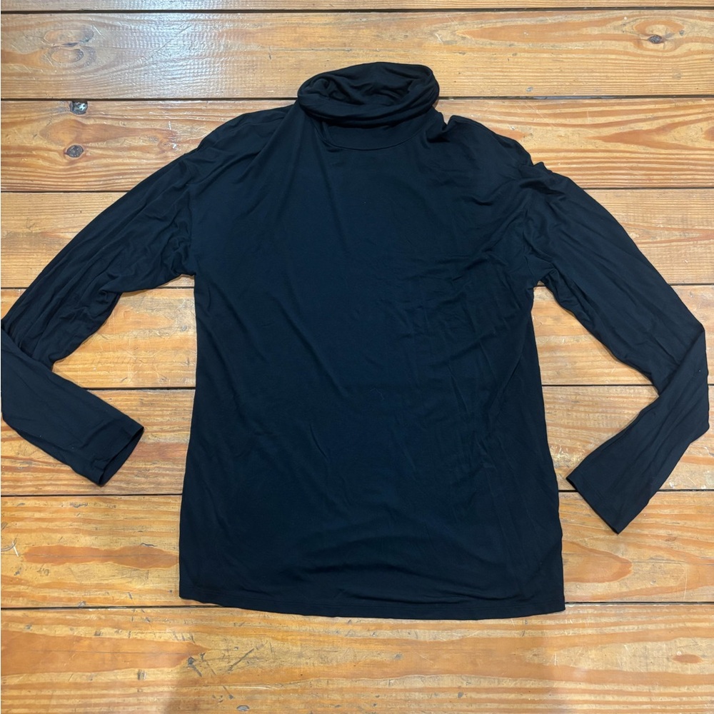 (854)+BLACK TURTLENECK+